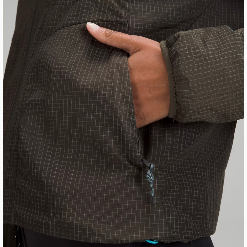 Lululemon jacket - Picture 4 of 7